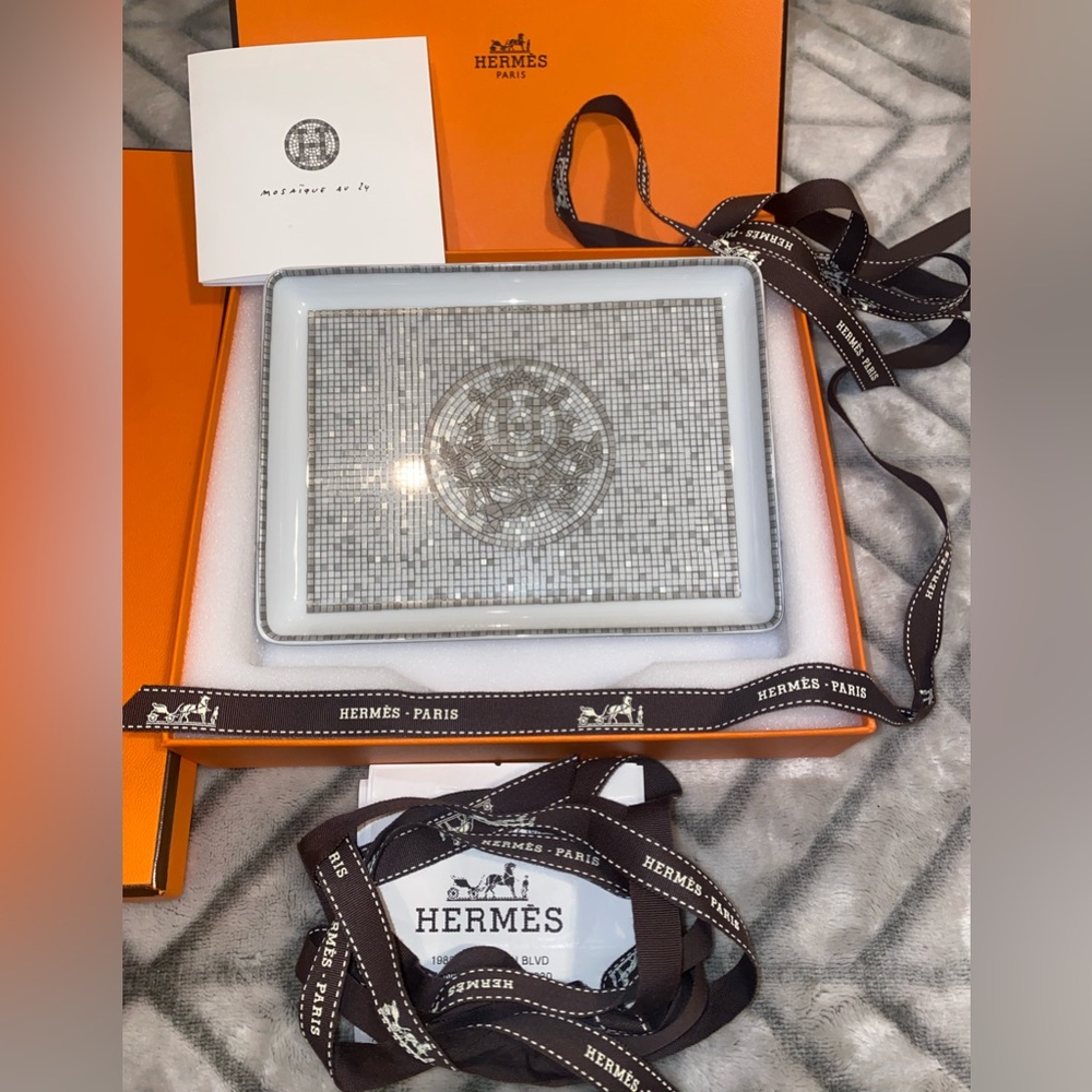 NFS💢 HERMES MOSAIQUE AU 24 SUSHI PLATE PORCELAIN TRAY PLATINUM